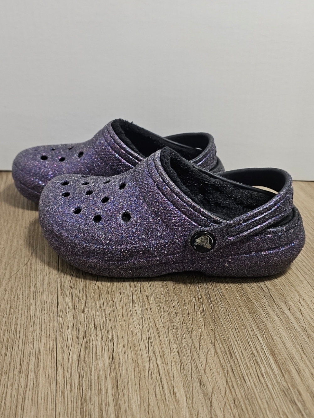 Crocs Kids' Classic Lined Space Glitter – Purple Moon – Glow-in-the-Dark (12) - Picture 3 of 5